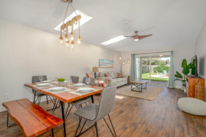 Unique Balinese Home with Fire Pit and Private Fenced Yard! 30 Seconds to the Sand!